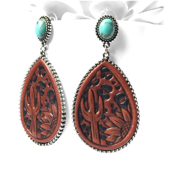 Blossom Boutique Jewelry - 1 LEFT! Handmade Genuine Leather Turquoise Stone Dangle Western Earrings